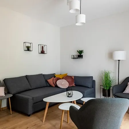 Holiday home Play And Relax In Lake-parkside Cozy Family Retreat - Jegenye *