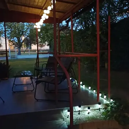 Play And Relax In Lake-parkside Cozy Family Retreat - Jegenye Holiday home