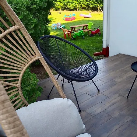 Play And Relax In Lake-parkside Cozy Family Retreat - Jegenye Prázdninový dům *