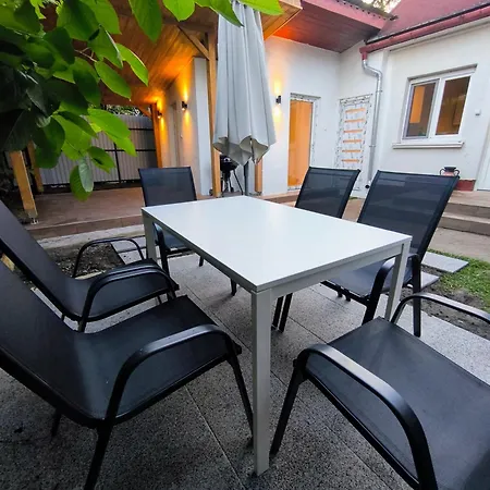 Play And Relax In Lake-parkside Cozy Family Retreat - Jegenye Holiday home Zamardi