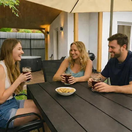 Play And Relax In Lake-parkside Cozy Family Retreat - Jegenye * Zamárdi